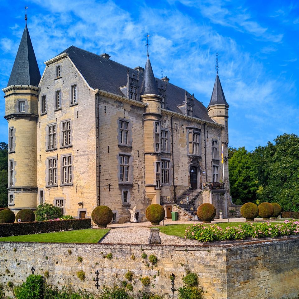 Valkenburg erkunden: Ein Tag voller Burgruinen, kulinarischer Genüsse und charmanter Begegnungen