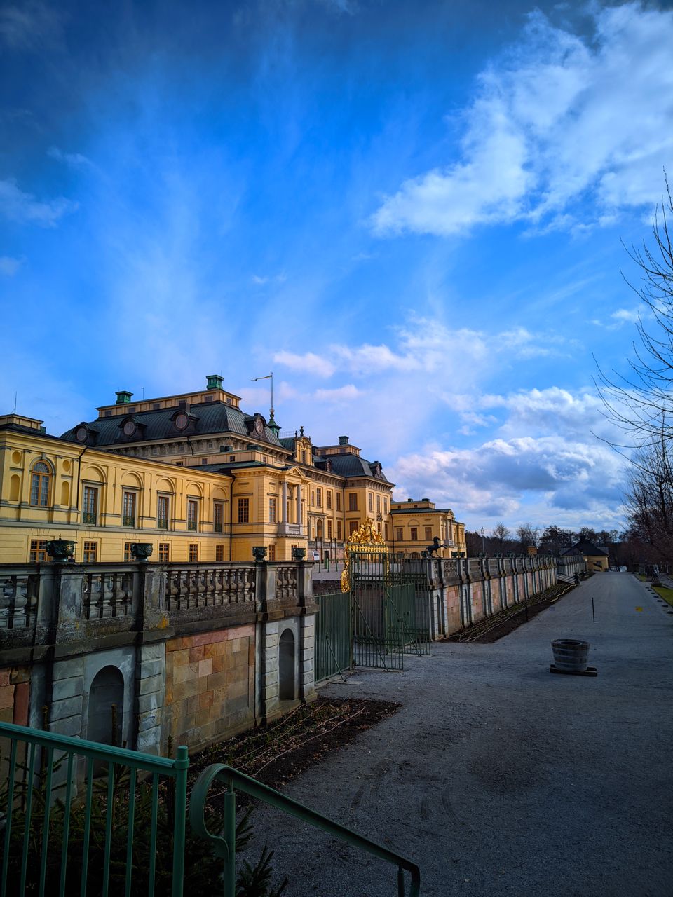 Schwedens königliches Erbe enträtseln: Ein Besuch in Drottningholms Slott